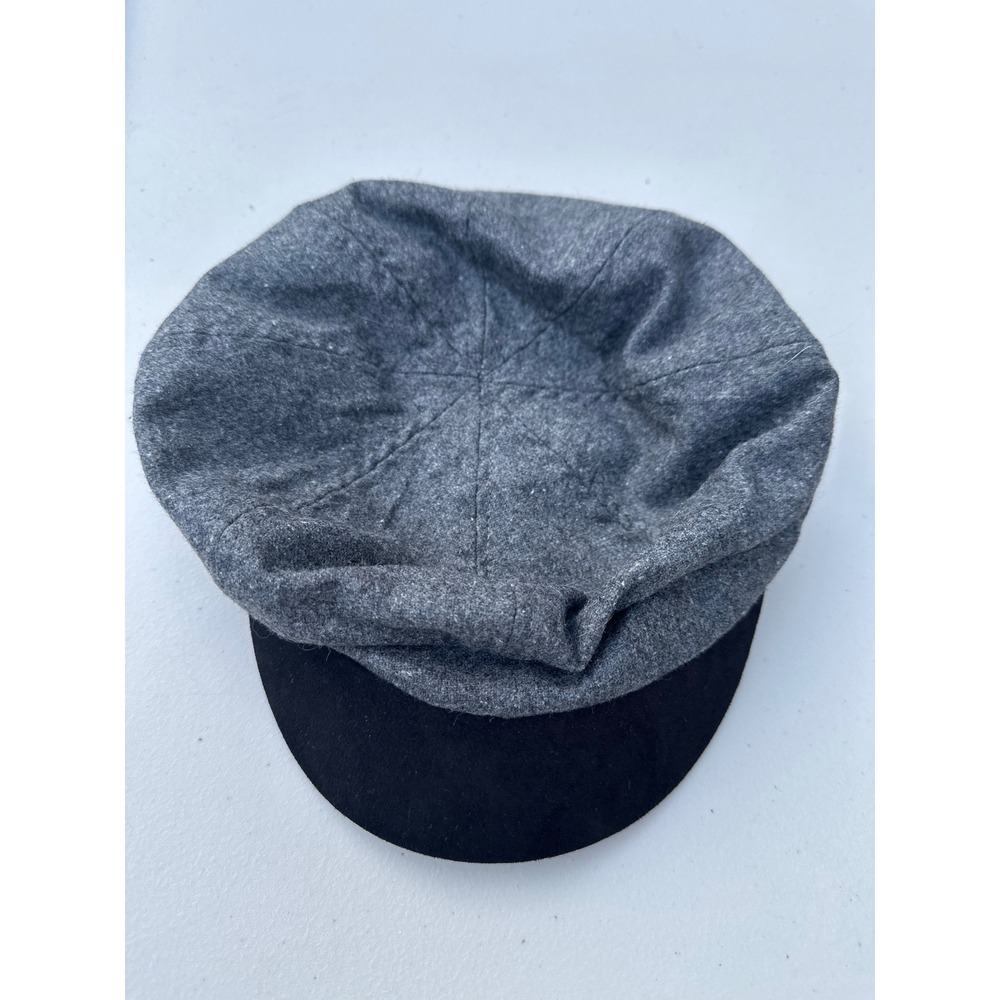 August Hat Company Grey Wool Blend Newsboy Cap Black Brim Elastic Back RN 80934